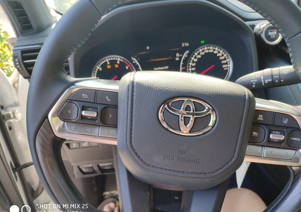 Toyota Land Cruiser cena 130000 przebieg: 300, rok produkcji 2023 z Kraków małe 742